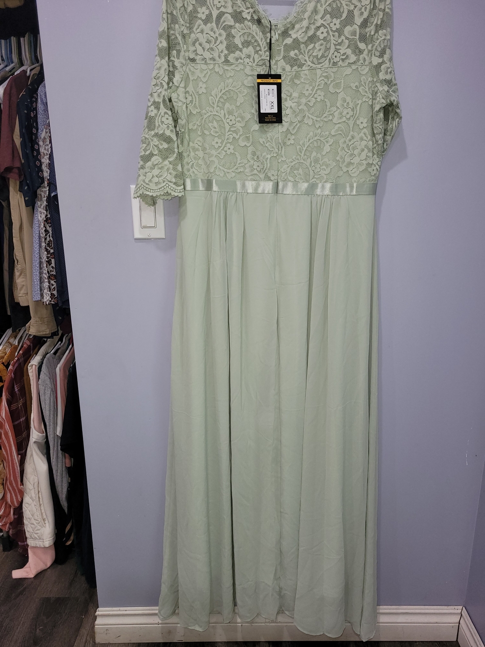Unbranded Women's Lace Overlay Midi Dress in Pale Green Size XXL